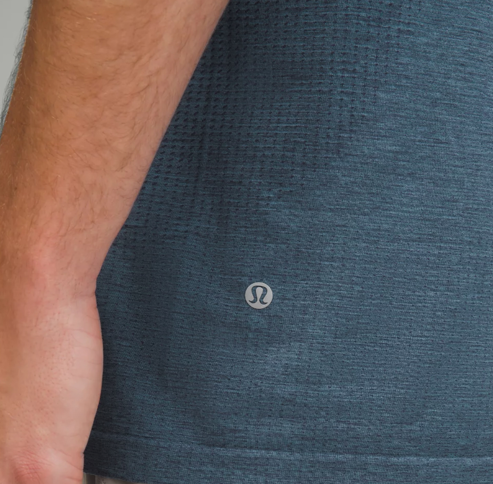 Lululemon Metal Vent Short Sleeve T Denim - Image 2
